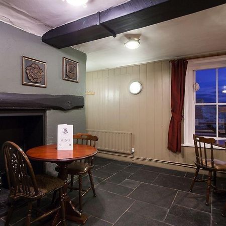 Anchor Hotel Burnham-on-Crouch Esterno foto
