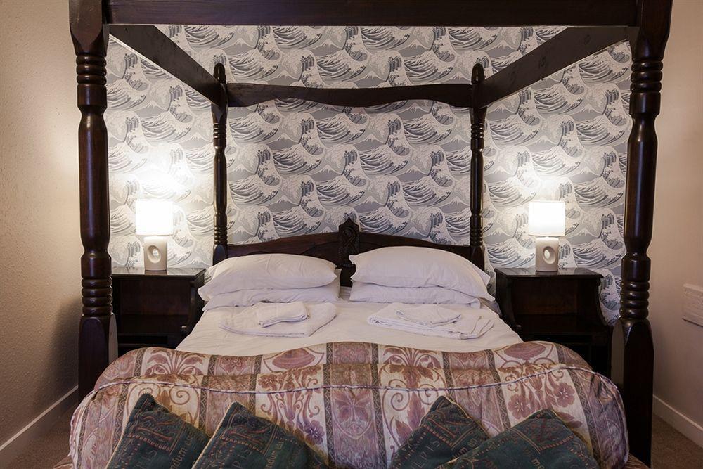 Anchor Hotel Burnham-on-Crouch Esterno foto